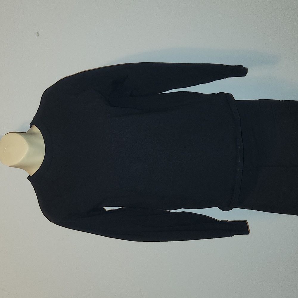 Gildan Black Long Sleeved T-shirt Size S